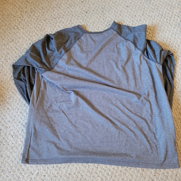 Mens XXL Light and Dark Gray Columbia Long Sleeve - Picture 7 of 7